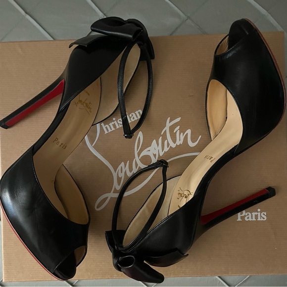 Christian Louboutin Stiletto - Picture 2 of 3